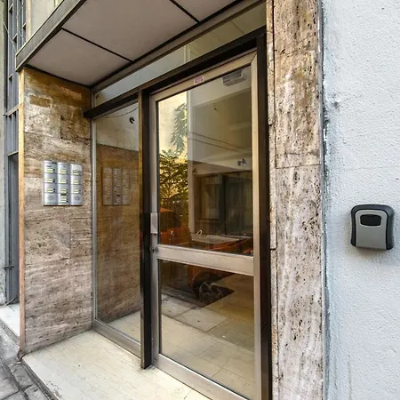 Blue Horizon - Center Close To Metro Apartment *